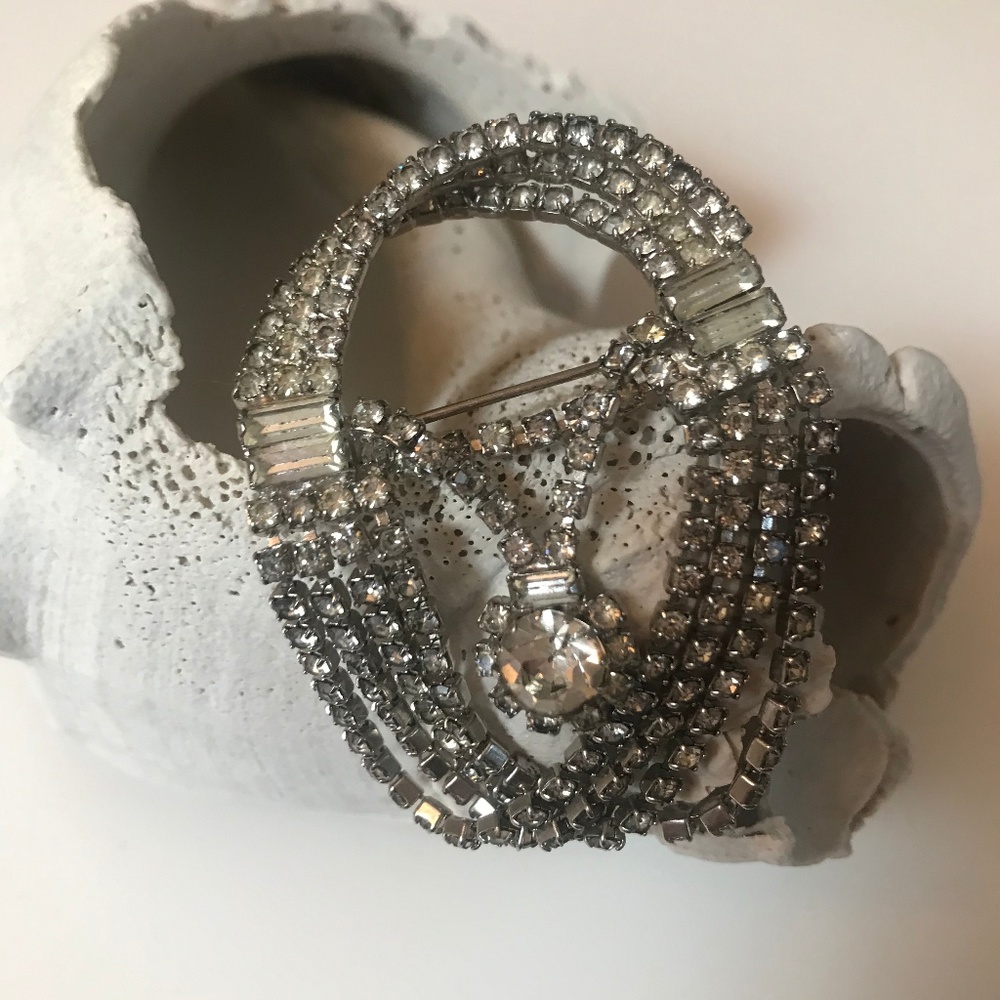 Vtg 80's Rhinestone Silver Dangle Brooch Pin